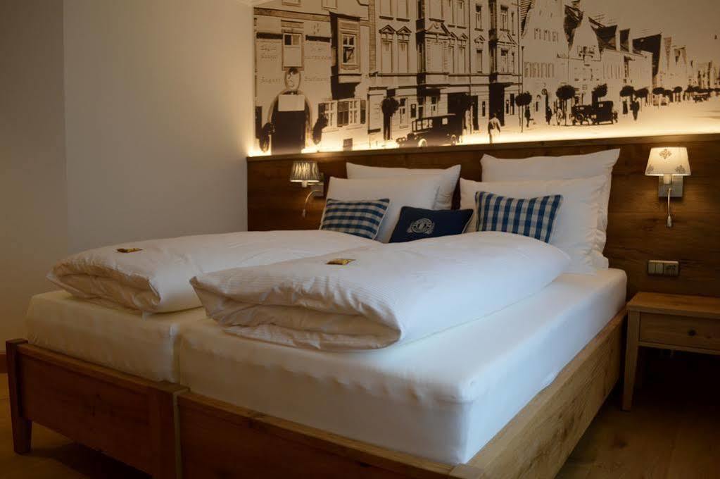 Hotel & Gaststaette Zum Erdinger Weissbraeu München Ngoại thất bức ảnh