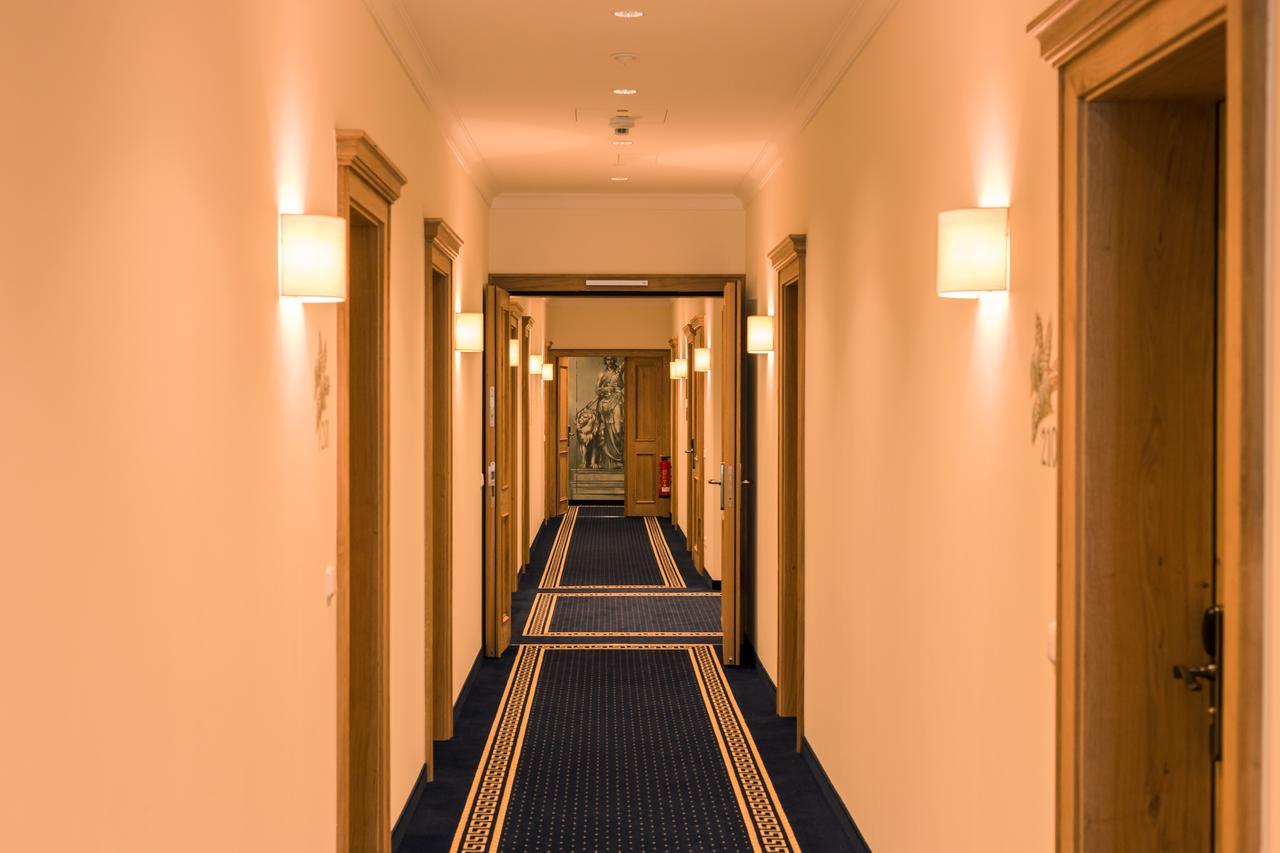 Hotel & Gaststaette Zum Erdinger Weissbraeu München Ngoại thất bức ảnh
