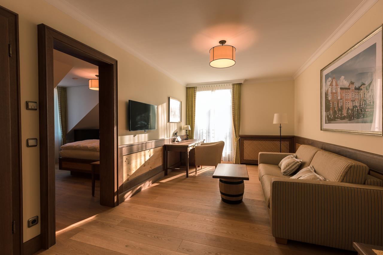 Hotel & Gaststaette Zum Erdinger Weissbraeu München Ngoại thất bức ảnh
