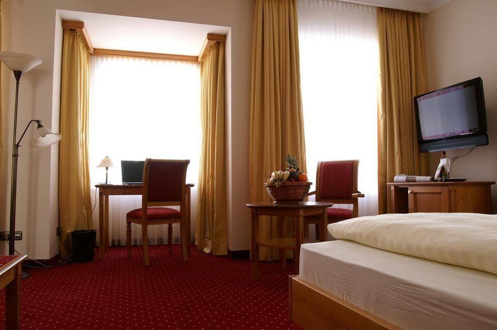 Hotel & Gaststatte Zum Erdinger Weissbrau München Ngoại thất bức ảnh